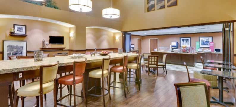 希尔顿欢朋套房酒店-沃斯堡/弗里斯特丘(Hampton Inn & Suites Fort Worth/Forest Hill)图片