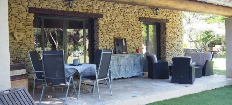 Stone House near Châteauneuf-du-Pape Vineyards图片