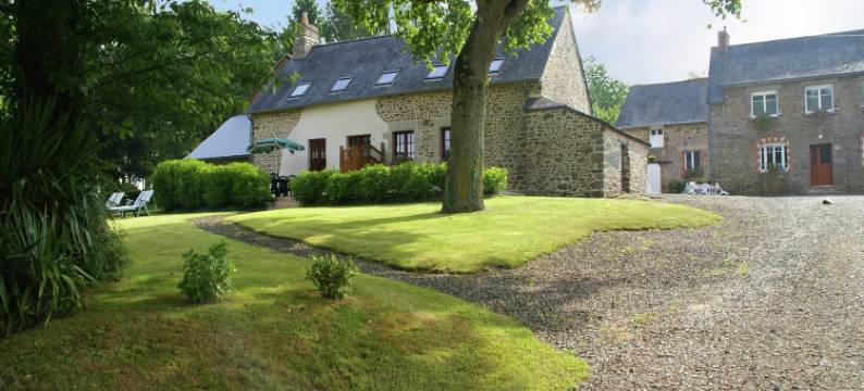 Cozy Garden Villa in Bonnemain图片