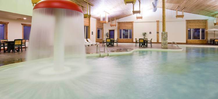 Holiday Inn Express MUNISING - 湖景(Holiday Inn Express Munising-Lakeview)图片