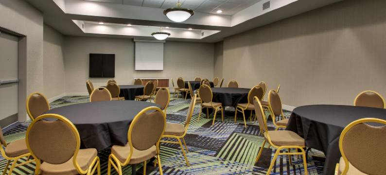 Holiday Inn Express 列克星敦北 - 乔治敦(Holiday Inn Express LEXINGTON NORTH-GEORGETOWN by IHG)图片