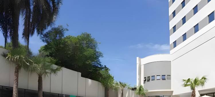 JL 酒店 - 波旁(JL Hotel by Bourbon)图片