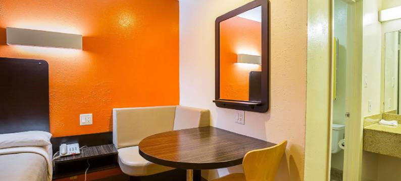 麦迪逊维尔6号汽车旅馆(Motel 6 Madisonville, TX)图片