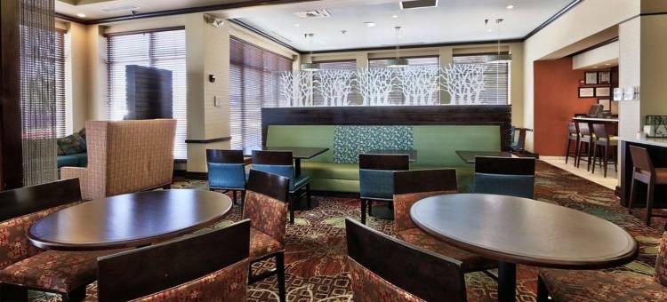 阿尔伯克基机场希尔顿花园酒店(Hilton Garden Inn Albuquerque-Airport)图片