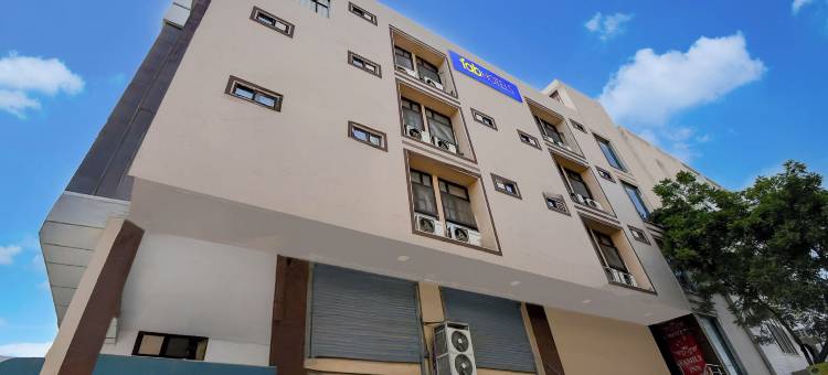 Fabhotel 家庭旅馆(FabHotel Family Inn)图片