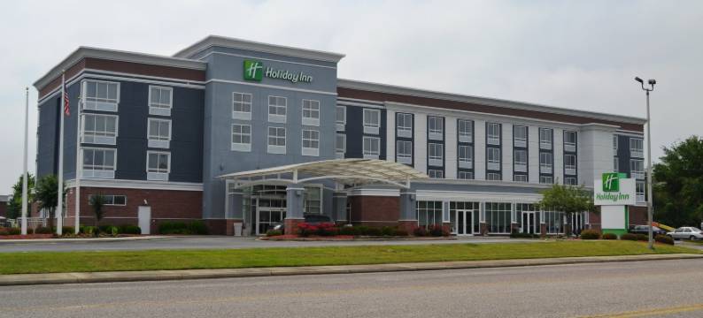 Holiday Inn 桑蒂(Holiday Inn SANTEE by IHG)图片