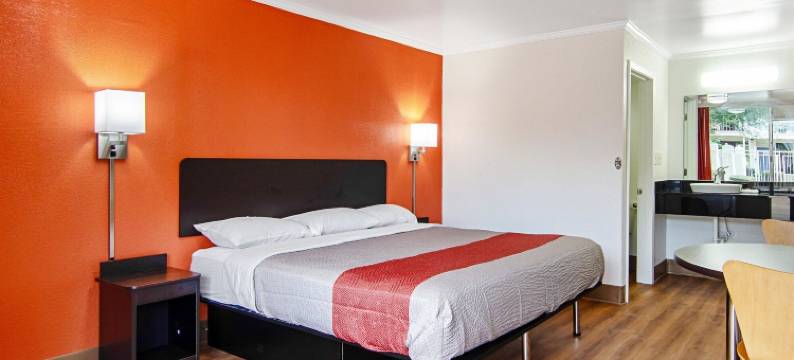 亚拉巴马州贝米内特 6 号汽车旅馆(Motel 6 Bay Minette, Al)图片