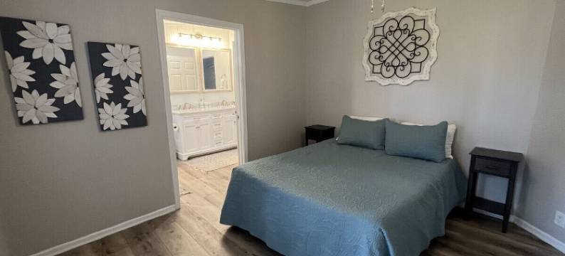 湖中央营地(Mid Lake Campground)图片