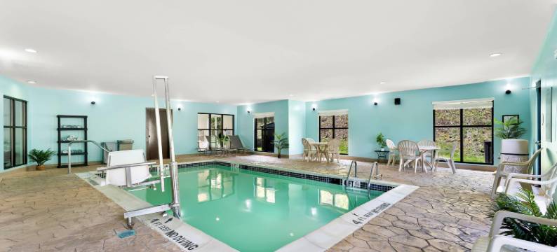 舒适套房酒店(Comfort Inn & Suites)图片