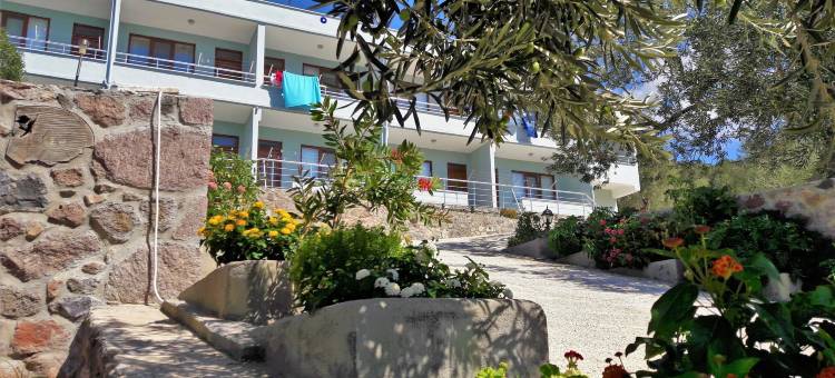 阿索斯纳赞汽车旅馆与海滩餐厅(Assos Nazan Motel Restoran Beach)图片