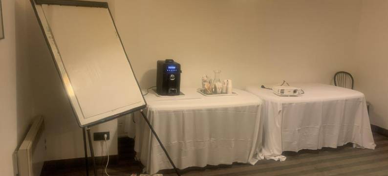 法国巴耶布里特酒店(Brit Hotel Baillet-en-France)图片