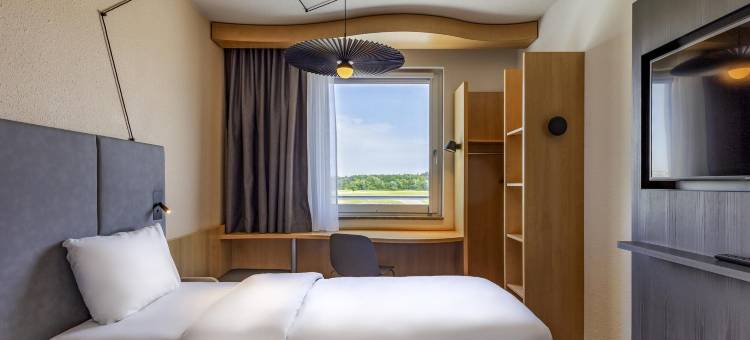 宜必思腓特烈斯港机场会展中心酒店(Ibis Friedrichshafen Airport Messe)图片