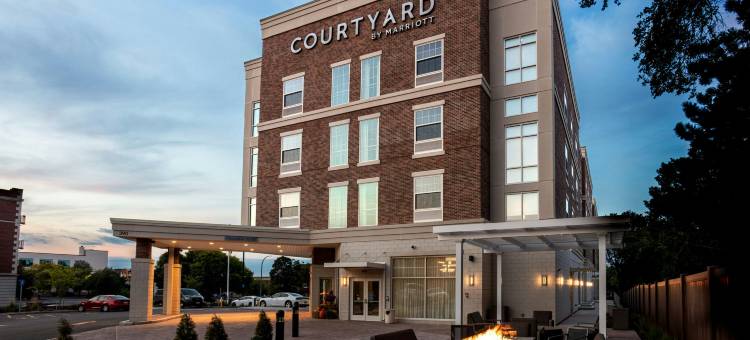 罗切斯特市中心万怡酒店(Courtyard Rochester Downtown)图片