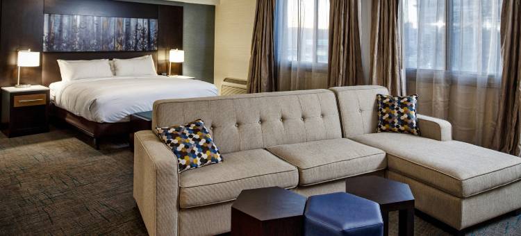 丽纳希尔顿逸林酒店(DoubleTree by Hilton Neenah)图片