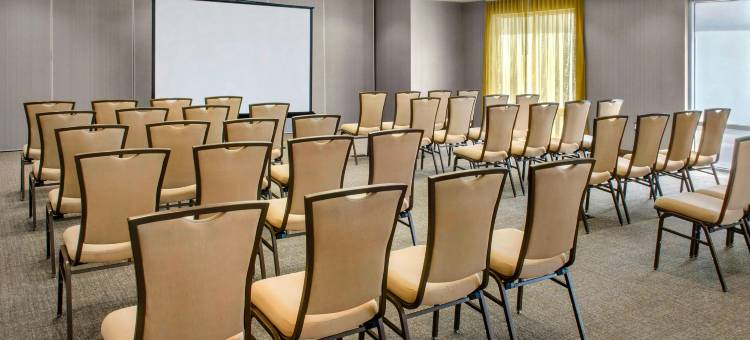 长岛布莱克海文万豪SpringHill酒店(SpringHill Suites Long Island Brookhaven)图片