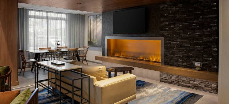 米苏拉机场万枫酒店及套房(Fairfield Inn & Suites Missoula Airport)图片