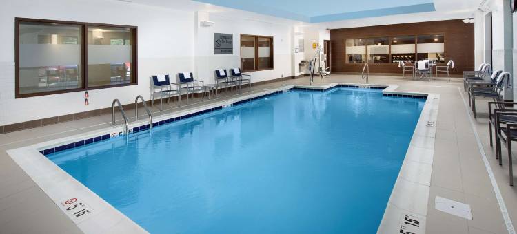 希尔顿欢朋套房酒店-福尔斯彻奇(Hampton Inn & Suites by Hilton Falls Church)图片