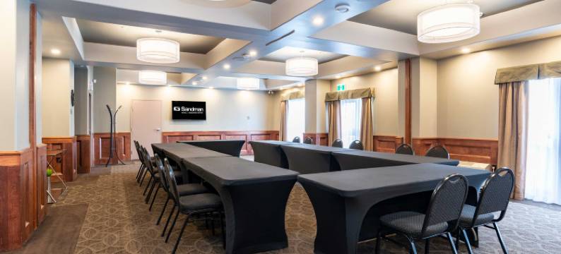 桑德曼温哥华机场酒店(Sandman Hotel Vancouver Airport)图片