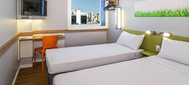 宜必思快捷福特莱萨普拉亚德伊拉谢马酒店(Ibis Budget Fortaleza Praia de Iracema)图片