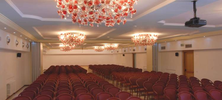 阿斯托里亚格兰酒店(Grand Hotel Astoria)图片