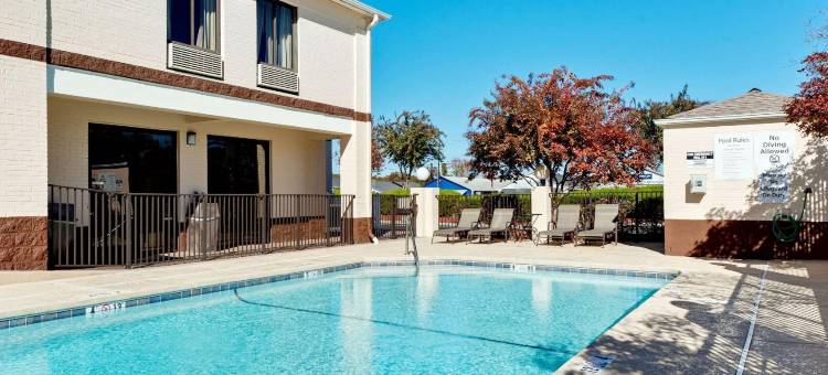 马修斯品质套房酒店(Quality Inn & Suites Matthews - Charlotte)图片