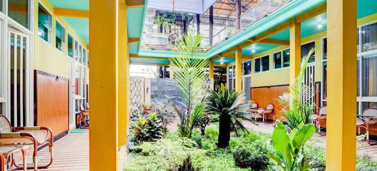 OYO 90303 科拉姆潘金阿巴咖啡厅和家庭旅馆(OYO 90303 Cafe & Homestay Kolam Pancing Abah)图片