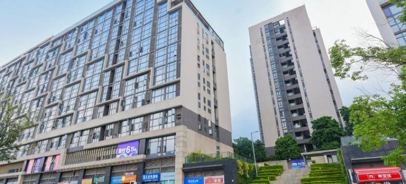 夕照滑滑梯乐园公寓(钟顺路分店)图片