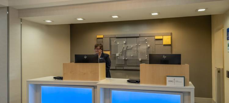 Holiday Inn Express 燃气市(Holiday Inn Express Gas City)图片