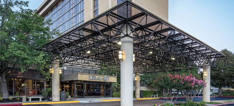 希尔顿萨克拉门托阿登西酒店(Hilton Sacramento Arden West)图片
