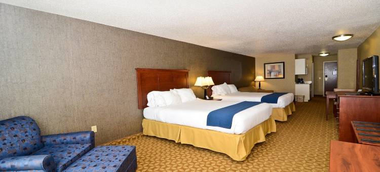 智选假日套房酒店堡阿特金森(Holiday Inn Express & Suites Fort Atkinson)图片