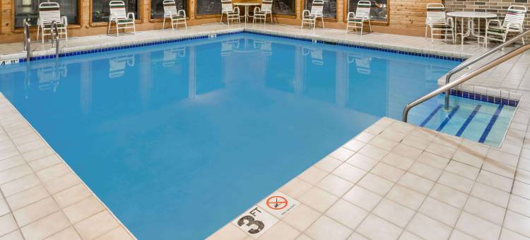 斯托顿戴斯酒店(Days Inn by Wyndham Stoughton WI.)图片