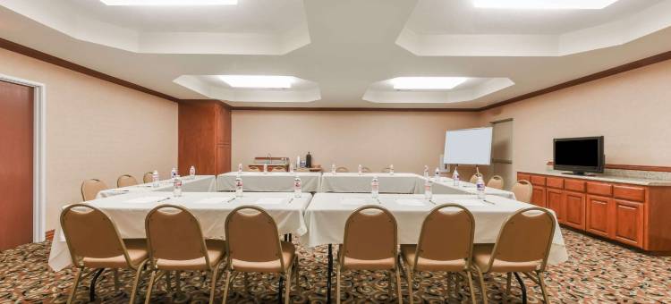 阿尔瓦拉多速8酒店(Super 8 by Wyndham Alvarado)图片