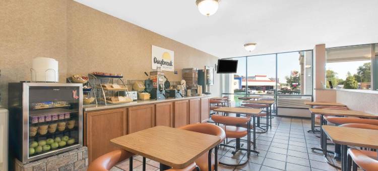 西拉皮德城温德姆戴斯酒店(Days Inn by Wyndham West Rapid City)图片