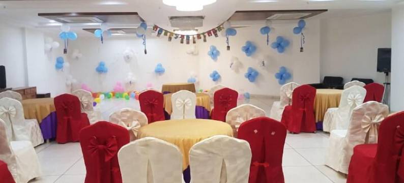 德夫艾迪酒店(Dev Aadi Hotel)图片