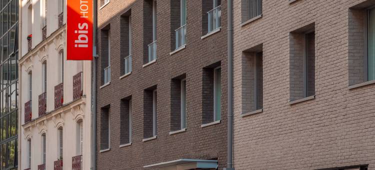 宜必思巴黎蒙帕纳斯加泰罗尼亚酒店(2022 年 5 月开业)(Ibis Paris Gare Montparnasse Catalogne)图片