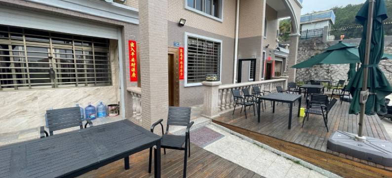 聚龙别墅格园婚庆游玩可包栋坐山客民宿(聚龙大道2号分店)图片