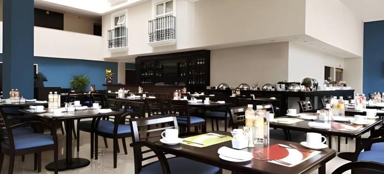 托卢卡特罗肯嘉年华酒店(Fiesta Inn Toluca Tollocan)图片