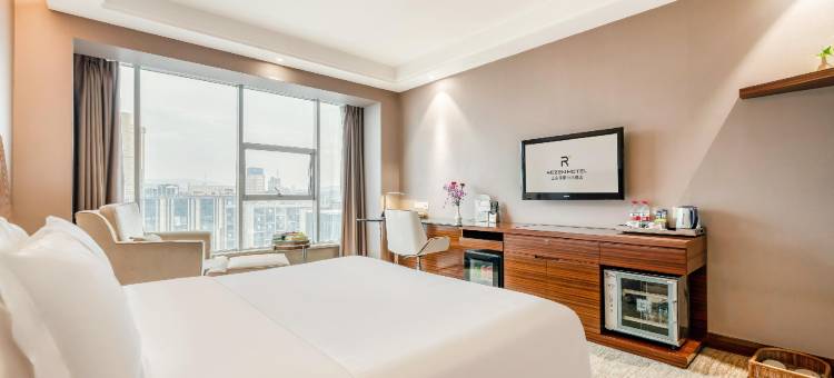 山东健康丽呈酒店(大明湖泉城广场店)图片