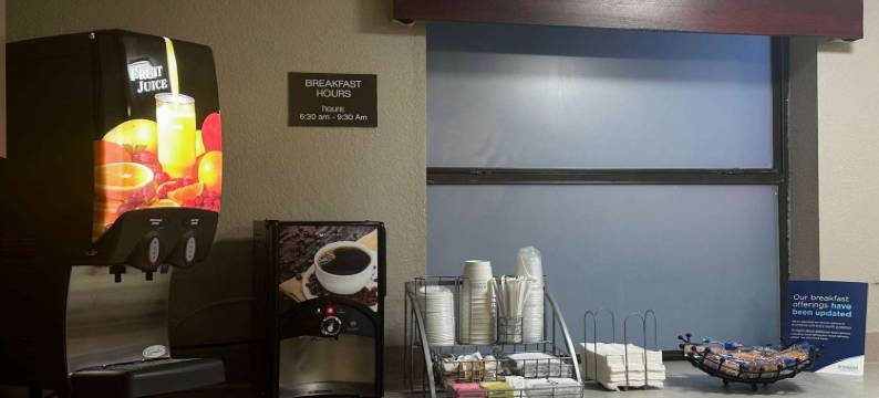 门罗速8酒店(Super 8 by Wyndham Monroe)图片