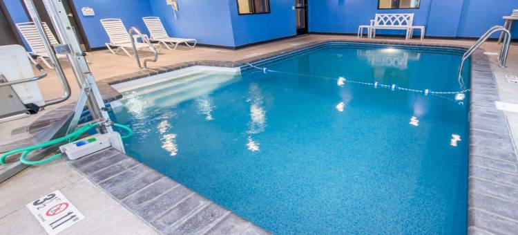 舒适套房酒店(Comfort Suites)图片