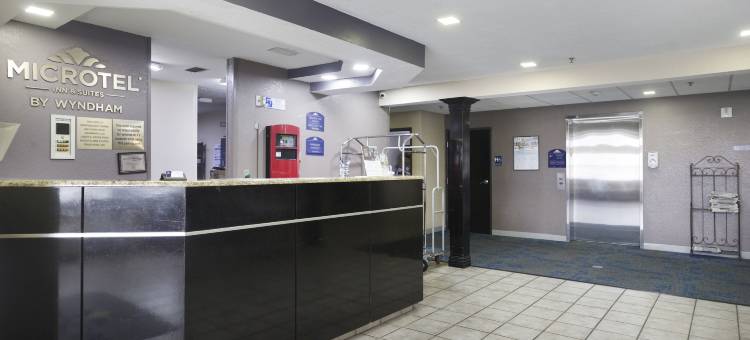 梅里迪恩麦客达套房酒店(Microtel Inn & Suites by Wyndham Meridian)图片