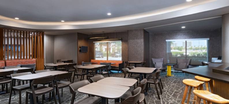 欧文达拉斯DFW国际机场东/拉斯科利纳斯SpringHill Suites酒店(SpringHill Suites Dallas DFW Airport East/Las Colinas Irving)图片