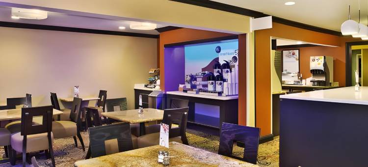 智选假日套房酒店沃巴什(Holiday Inn Express & Suites Wabash)图片