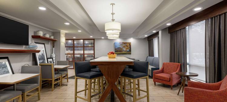 希尔顿欢朋酒店-夏洛茨维尔(Hampton Inn Charlottesville)图片