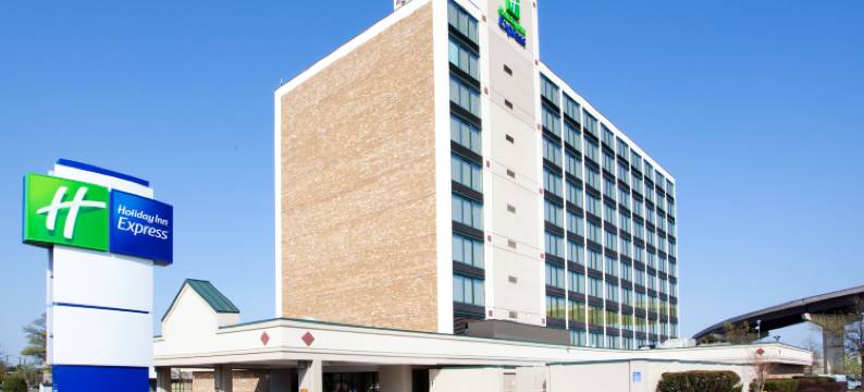 洲际酒店集团智选假日酒店 - 华盛顿特区西南斯普林菲尔德(Holiday Inn Express WASHINGTON DC SW - SPRINGFIELD by IHG)图片