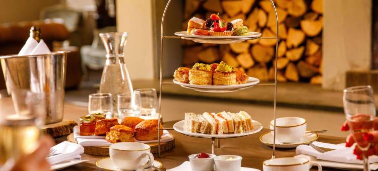 Sunday Box Hill Burford Bridge Hotel图片
