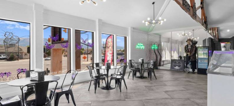 华美达犹他里奇菲尔德I-70酒店(Ramada by Wyndham Richfield UT I-70)图片