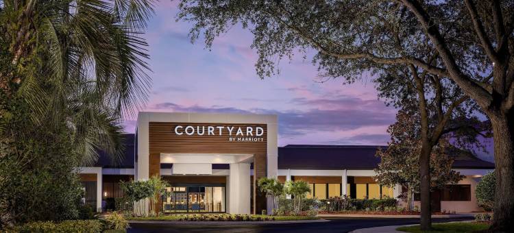 奥兰多维斯塔中心布埃纳维斯塔湖万怡酒店(Courtyard Orlando Lake Buena Vista at Vista Centre)图片