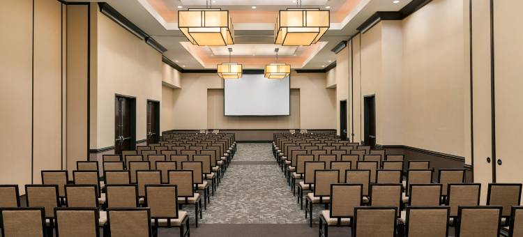 盐湖城西谷市希尔顿安泊酒店(Embassy Suites by Hilton Salt Lake West Valley City)图片