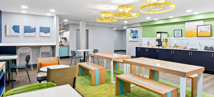 温斯顿塞勒姆大学希尔顿 Spark 酒店(Spark by Hilton Winston-Salem University)图片
